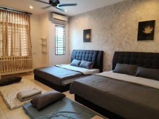10min to IPOH town GEMILANG TAWAS 4br4bath 14pax - Ipoh - 1