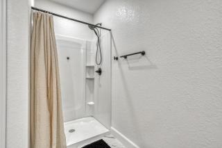 Spacious Waterfront 6 Bedroom Duplex in lovely Rotonda West near oceans ,Golfing, Park Pool - Rotonda West - 5