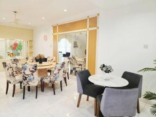 5 min to IPOH town 6br PASIR PUTEH 6BR 26pax mahjong - Ipoh - 1