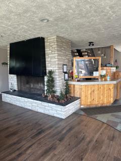 Lake Erie Lodge - Erie - 3