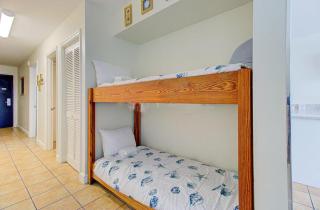 0901 Salty Dayz Tower condo - Carolina Beach - 6