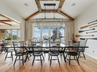 Exclusive Waterfront Getaway with Beach & Bunkie - Portland - 8