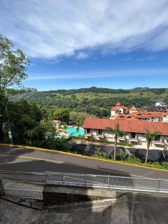 APARTAMENTO DUPLEX 5 QUARTOS 100 m do Parque - Piratuba - 6