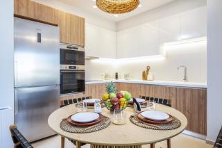 Azure Waves, Exclusive Suites - Ampavris - 2