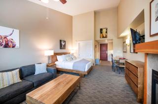 Premium Unit 4650- Fraser Crossing Founders Pointe condo - 6