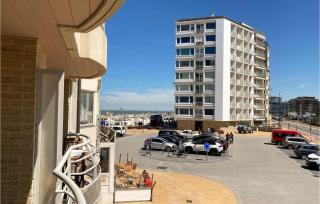 Gorgeous Apartment In Oostende - 9