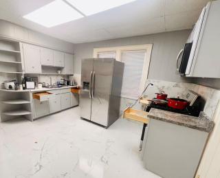 5 bedroom House King Beds 1 Bath 20 Min to Falls - Buffalo - 4