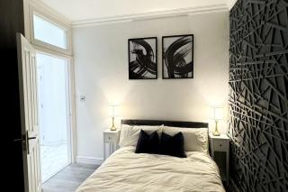 Spacious Luxury 2bd with extra Private Studio Room - 3