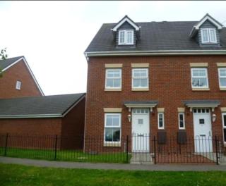 Sleeps up to 8 guests - Modern townhouse near Newcastle - 3