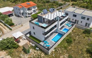 Awesome Home In Srima - Srima - 2