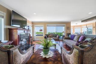 The West Vancouver luxurious house - 8