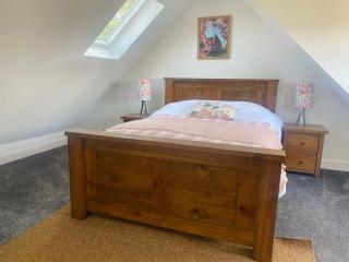 2 Orchard Farm Cottages, Sleeps 10, Large Garden - East Grinstead - 5
