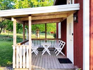 4 person holiday home in HOVMANTORP - 2