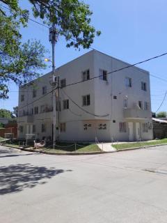 Hospedaje LH planta baja B a 15 minutos del aeropuerto de Ezeiza - 1