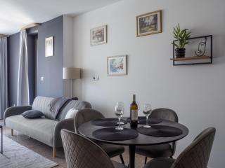 Vertigo2 Huge Apartment 2 Bedrooms Balcony Parking - Sofia - 2