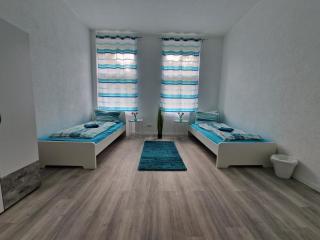 Ferienwohnung Monteurwohnung - 4 Zimmer, 2 Bäder bis zu 8 Personen - Niederzissen - 6
