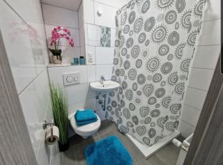 Ferienwohnung Monteurwohnung - 4 Zimmer, 2 Bäder bis zu 8 Personen - Niederzissen - 4