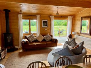 The Alpaca Cabin - Westbourne - 4