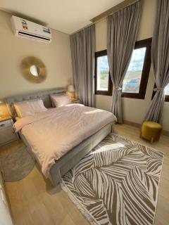 Hawana Salalah Poolside Apartment - 4