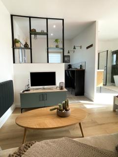 Studio moderne - BELLE AURA - - 0