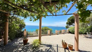 VILLA VALENTINE, vue panoramique sur la mer et les iles, Corniche Kennedy, Marseille - Marsiglia - 6