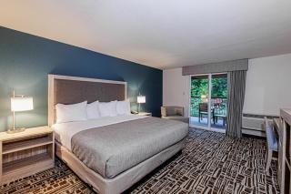 Rivers Edge Motel - Cherokee - 7