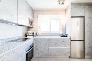 Elegante Apartamento en Granada Centro - 1