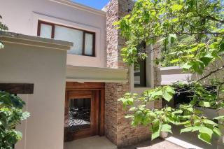 casa en el corazon de chacras de coria - Ciudad Lujan de Cuyo - 0