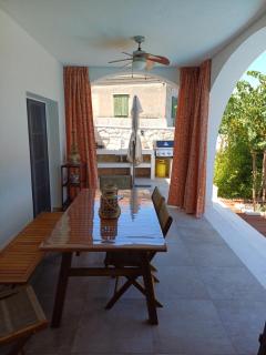 The Three Flowers Pool House - Trogir - 7