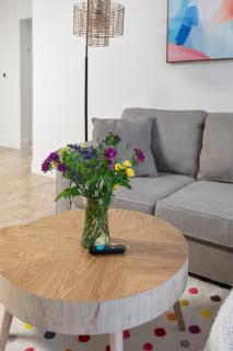 Serene 1bd Getaway in MdR! Pool and Free Parking - Los Angeles - 3