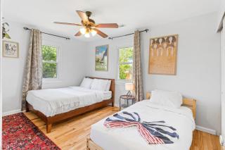 NEW! Quiet Family House near the Casino - 5