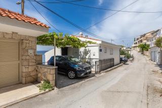 Apartments by the sea Pisak, Omis - 652 - 9