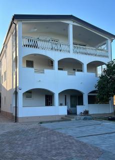 Apartments with a parking space Vir - 23444 - Vir - 0