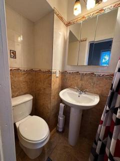 Stunning 4BR home close to NYC - Teaneck - 8