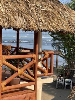 Cabaña Tulipan Punto surf Barra La Saladita - 6