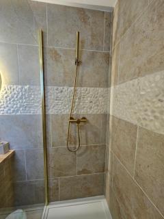 Tout confort ! Balnéo, Sauna, Cinéma, Climatisation, Parking, WiFi - 1