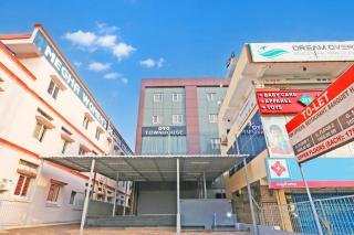 Super Townhouse La Vista Inn Grand Hotel - Upal - 9
