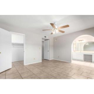 Single Level Home - Phoenix - 8