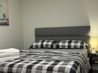 Guest Suite - Cozy Crib - 9