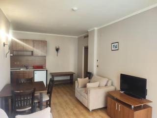 Atrium Beach Apartments - Elenite - 7