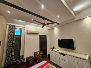 DEER PARK LUXURY HOMESTAY (Safdarjang Enclave) - Nova Deli - 6
