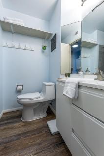 Beautiful Lake View Studio Condo at The Shores - Traverse City - 4