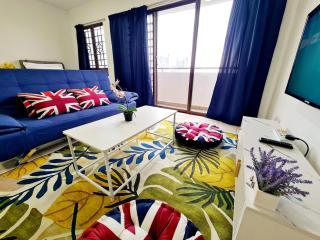 Affordable 9 Guest Tropicana Thomson Hospital Kota Damansara SEGI Giza Mall Tropicana Mall Ikea The Curve One Utama - 9