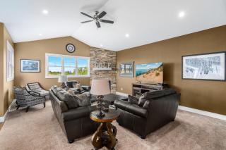Golf in Luxury - 4BDR Home on Agaming Golf Course - by Torch Lake - Central Lake - 9