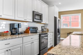Golf in Luxury - 4BDR Home on Agaming Golf Course - by Torch Lake - Central Lake - 1