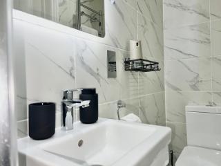 Charming 3-Bed Flat in Shepherds Bush - Sleeps 9 - Londra - 3