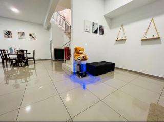 Kuala Selangor Moonlight Sweet Home Semi-D 30Pax - 1