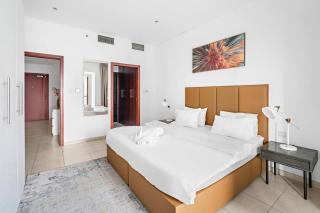 FIRST CLASS 2BR Elite Urban Retreat - Dubai - 5