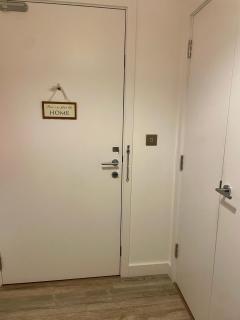 Modern Flat, All Amenities, RM138RP - Dagenham - 2