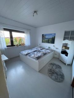 Große Ferienwohnung direkt an den Weinbergen - 2